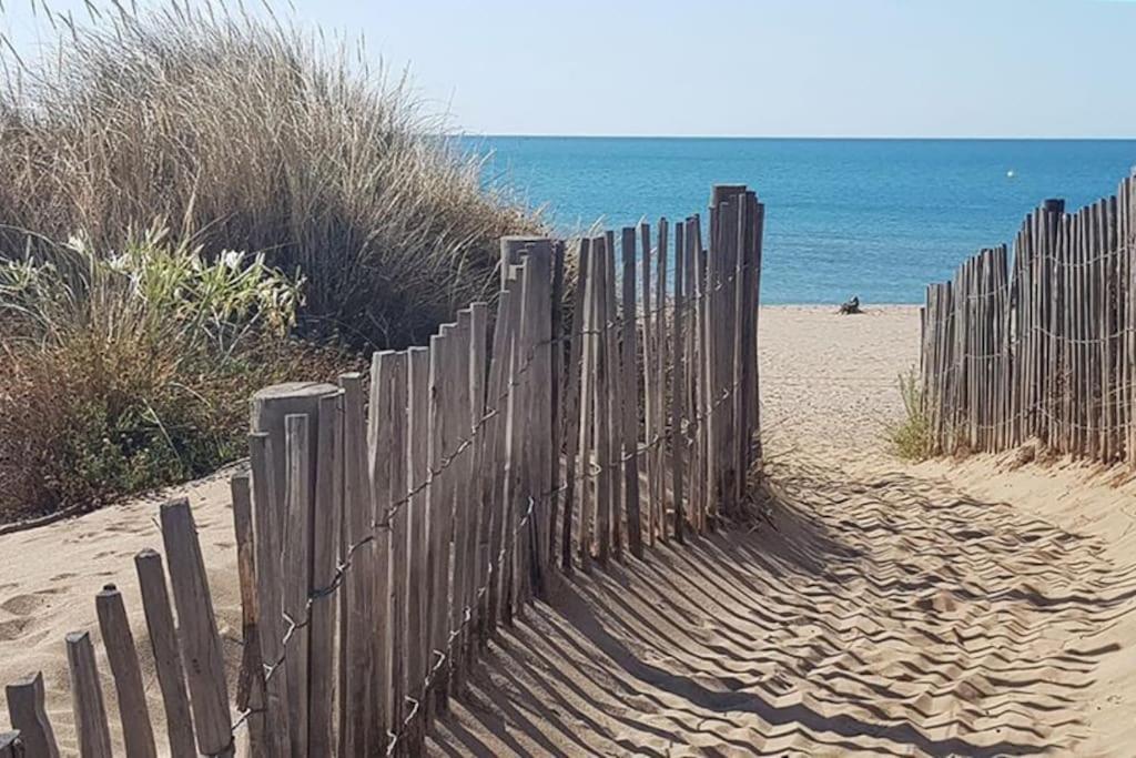 Charmante Maison T2 De Plein Pied Avec Exterieur Calme Aux Arenes Villa Béziers Exterior foto